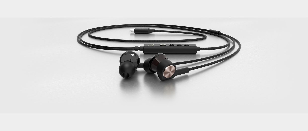 Nyt in-ear headset med super X-Fi fra Creative